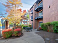 Century Hotel Hotels in Tualatin