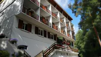 Hôtel Robinson Hotels in Saint-Jean-le-Comtal