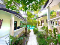 Kamrai Resort Hotels in Lonely Beach / Bai Lan Bay