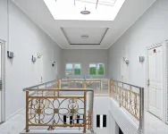 RedDoorz @ City Park Medoho Semarang Hotels in Pedurungan