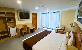 Águila Dorada Selva Hotel