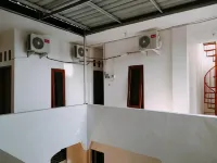 RedDoorz Syariah near Jogja Expo Center Hotel di Kelurahan Banguntapan