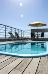 M Tower Hotel - piscina