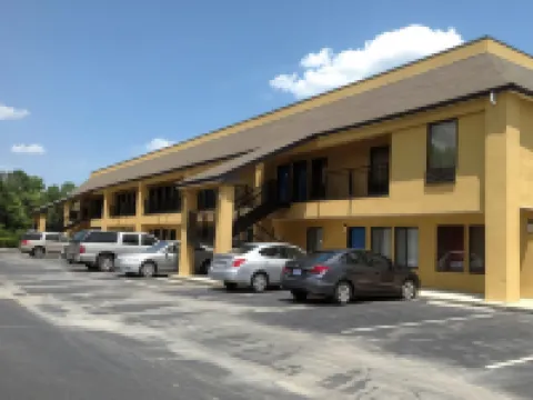 Days Inn by Wyndham Biscoe Hotels in Biscoe