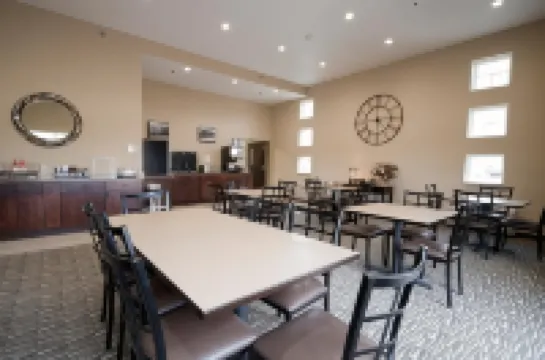 Cornerstone Inn & Suites Oelwein Hotels in Fayette County