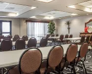 Holiday Inn Express & Suites Weatherford by IHG Hotels in Custer County
