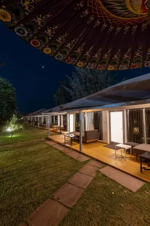 Marbela Beach Resort Отели в г. Морджим