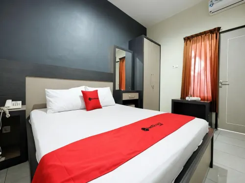 RedDoorz Near Moro Mall Purwokerto