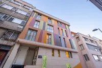 Wind Suit Hotels in Besiktas