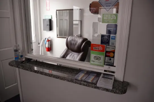 Rhea's Inn by the Sea