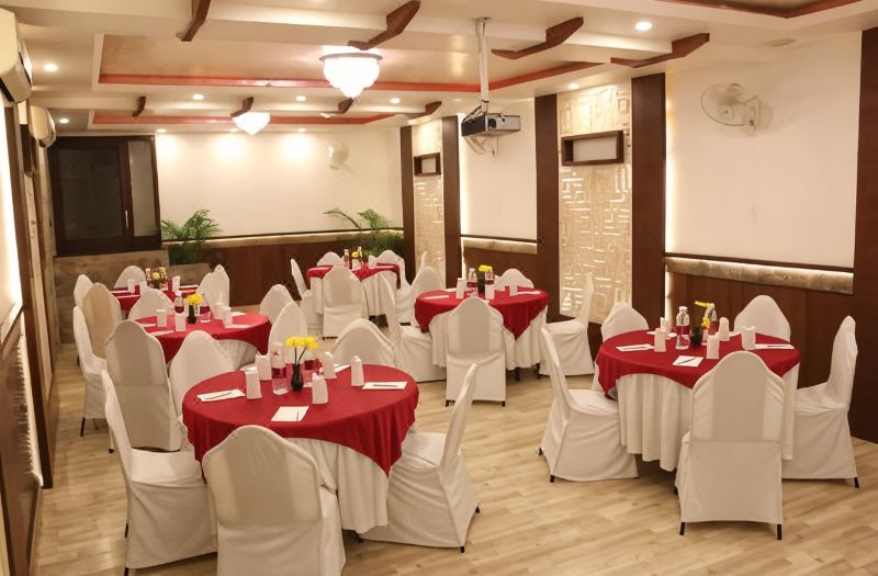 Ratnawali – A Vegetarian Heritage Hotel