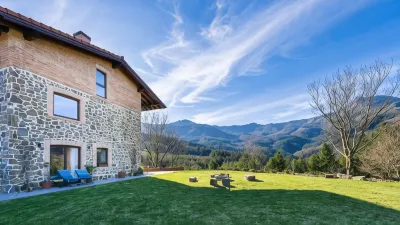 Soloandie Casa Rural Hotel a Zeanuri