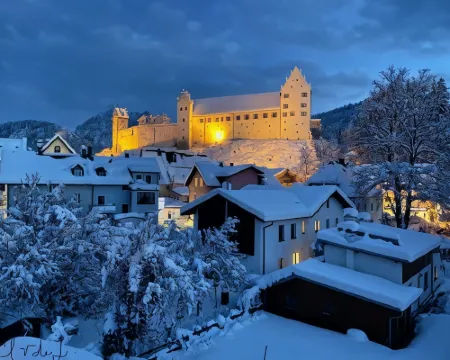 วิลล่า ฟันตาเซีย บัดเจ็ต บูตีค โรงแรม โรงแรมในฟึสเซิน