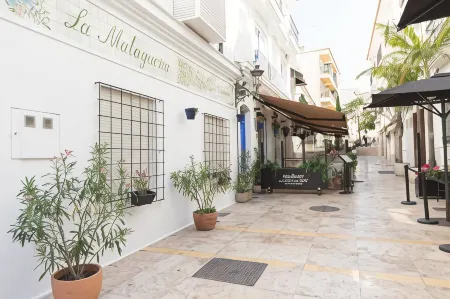 La Malagueña by Croma