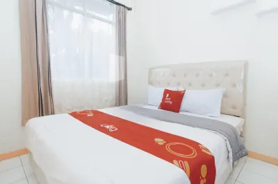 RedLiving Apartemen Emerald Hill - SR Rooms Tower Green