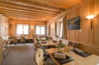 Gasthaus & Hotel Berninahaus فنادق في Poschiavo