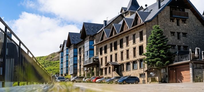 Snö Villa de Sallent 4 Отели в г. Уэска