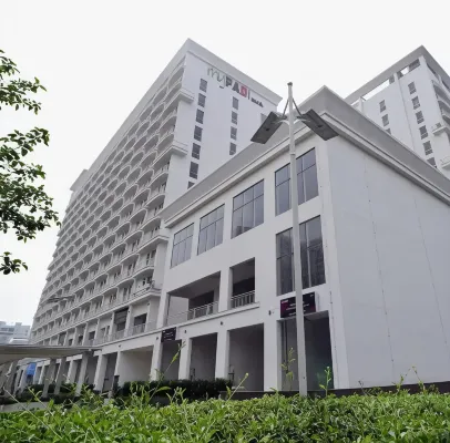 Hotel Cosmopolitan Hotels in Lucknow