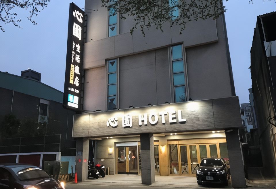 hotel overview picture