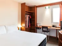 Ibis Douala
