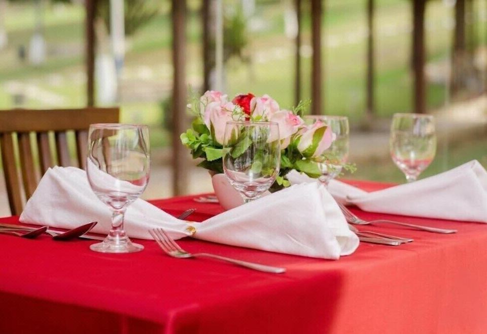 이글스 네스트 인 로비