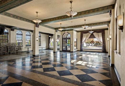 5. 호텔 세비야 어..