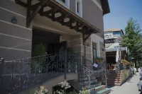 諾拉旅館 住宿飯店