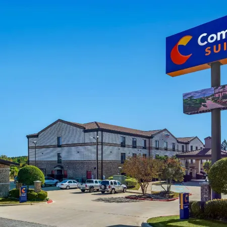 Comfort Suites Marshall