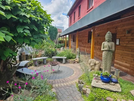 Aparthotel & Seminarhaus Wolkentor Отели в г. Цёрбиг