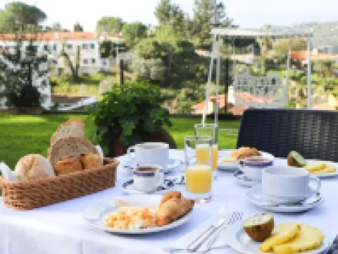 Hotel Louro Hoteles en Óbidos