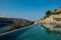 Manifest Boutique Hotel - Pool
