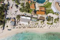 Quiet 2 BR/2 BA Condo near golf course & beach