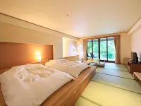Hotel Shikisai Hotels near Shirane Mountain