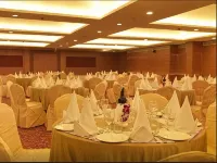 Royal Orchid Central, Shimoga - Desayuno