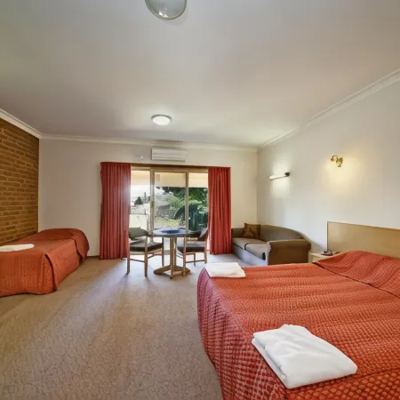 Paradise Lakes Motel Shepparton
