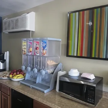 Howard Johnson by Wyndham Odessa TX