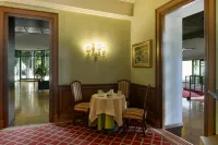 Meditur Hotel Bologna - breakfast
