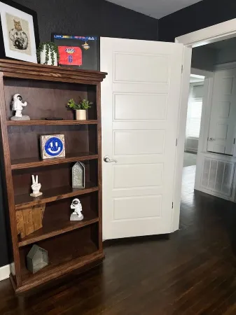 Charming 3-bedroom house with AC and WiFi in Russellville!