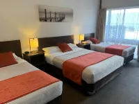 Ploughmans Motor Inn Hotels in Horsham
