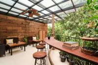 Treehouse Suites - Boutique Serviced Apartment - Apartments
