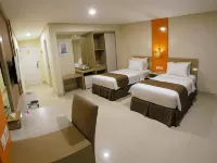 Hotel Nirwana Pekalongan - 주차장