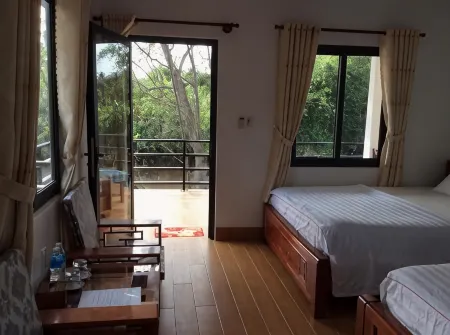 Quoc Phuong Riverside Homestay Отели в г. Chau Thanh
