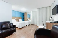 Victory Suites - balcony
