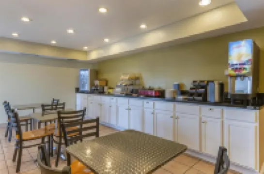 SureStay by Best Western Chambers Petrified Forest