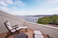Richmond Nua Wellness -Spa - Mountain view
