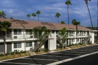 Hotel Iris - Mission Valley-San Diego Zoo-SeaWorld