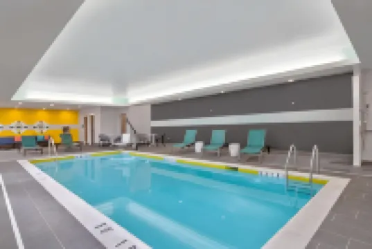 Tru by Hilton Ashburn One Loudoun