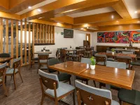 Hotel San Lucas Hotels near TAPO