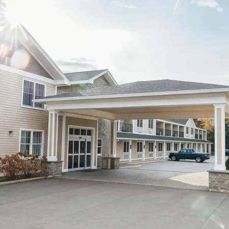 Belfast Harbor Inn