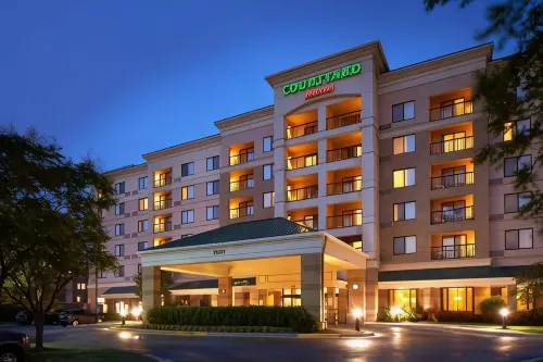 Courtyard Kansas City Overland Park/Convention Center Hotels in Leawood